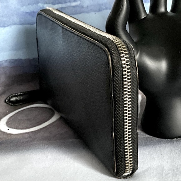 BURBERRY Smoke Check / Nova Check Plaid Leather Zip Around Wallet - Picture 5 of 11